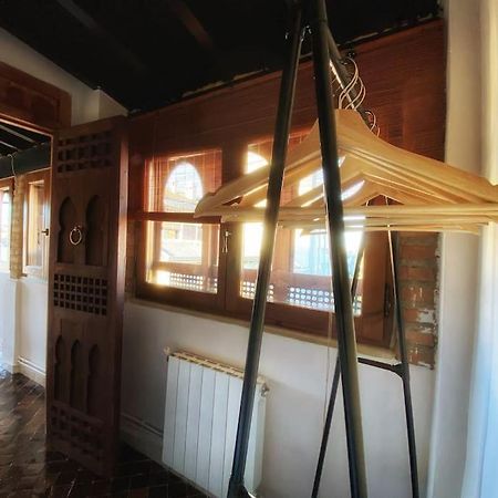Private Apartment - The Lover'S Nest - Apt Privado Granada Bagian luar foto