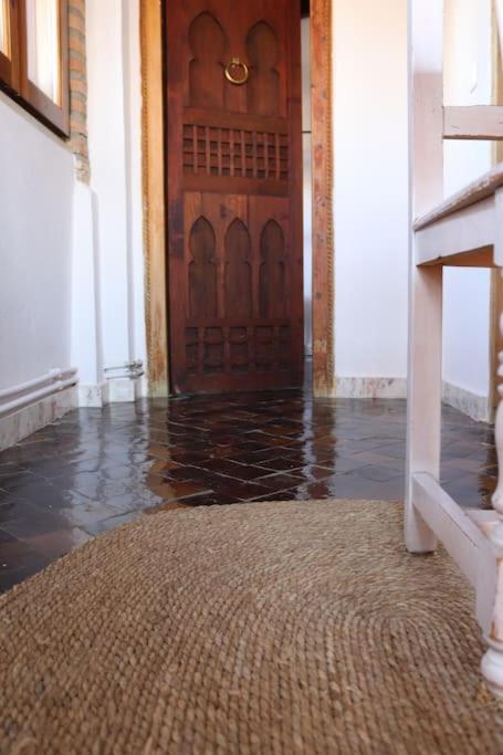 Private Apartment - The Lover'S Nest - Apt Privado Granada Bagian luar foto