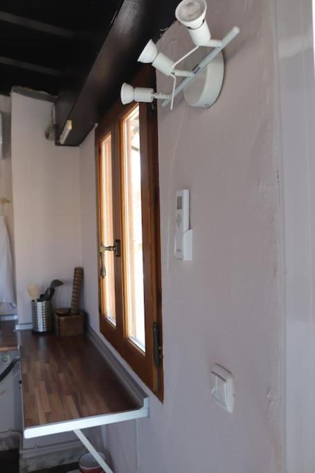 Private Apartment - The Lover'S Nest - Apt Privado Granada Bagian luar foto