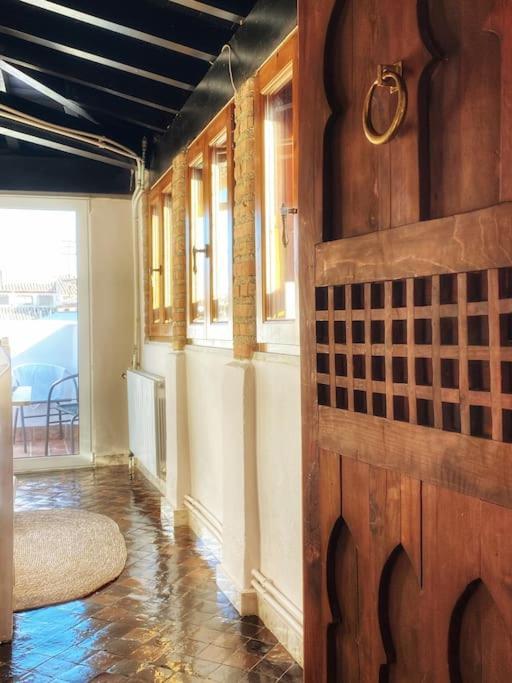 Private Apartment - The Lover'S Nest - Apt Privado Granada Bagian luar foto